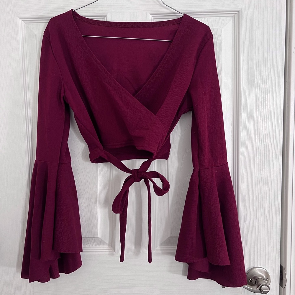 Bell sleeve tie front top
